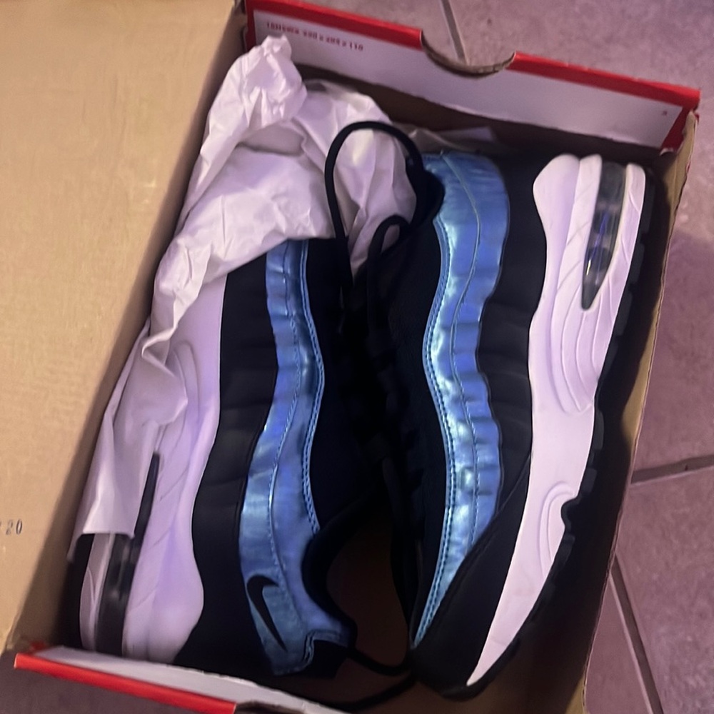 nike shoes, only be worn about 10 times